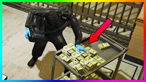 Can you steal money in GTA 5?