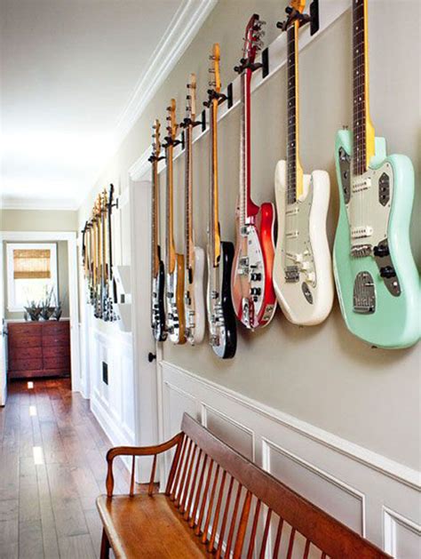 Can you store a guitar on the wall?