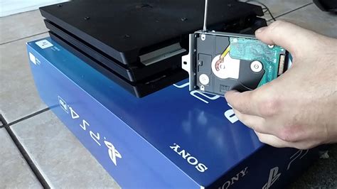 Can you swap HDD on PS4?