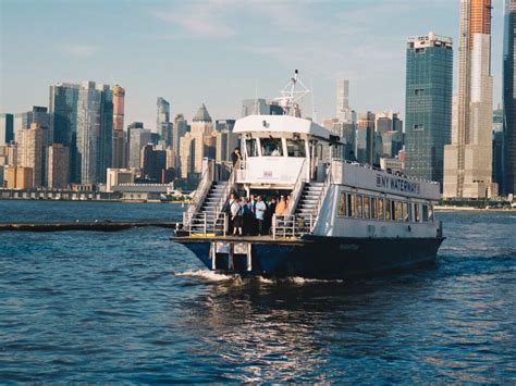 Can you take drinks on NYC Ferry?