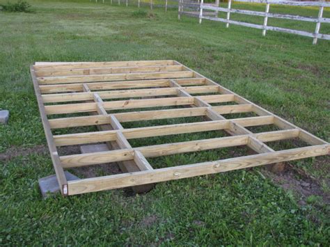 Can you use 2x4 for deck joists?