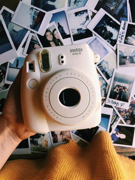 Can you use Polaroid in daylight?