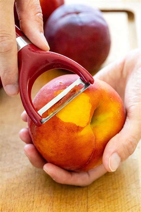 Can you use an apple peeler to peel peaches?