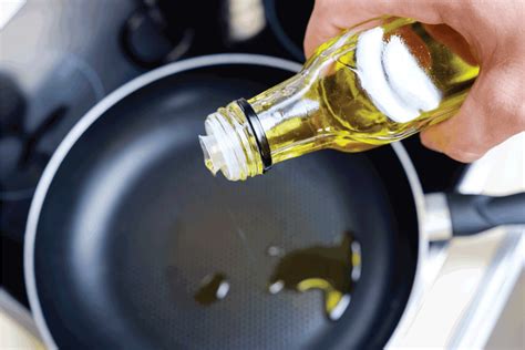Can you use cooking oil instead of sunflower oil?