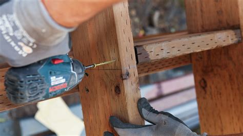 Can you use screws for joist blocking?