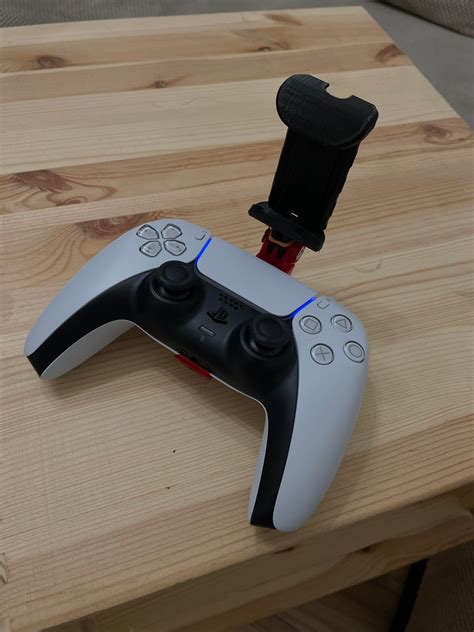 Can you use your phone as a PS5 controller?