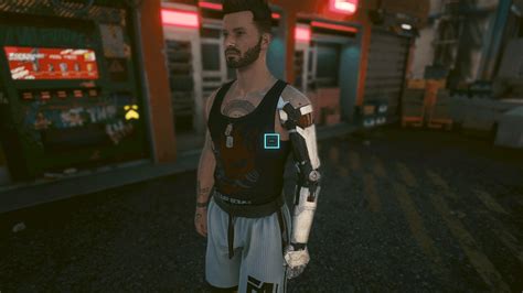 Can you wear Johnny's arm cyberpunk?