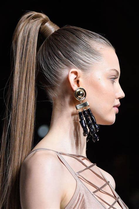 Can you wear a high ponytail to work?