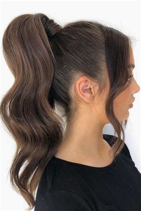 Can you wear a ponytail to a formal event?