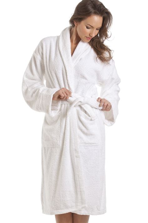 Can you wear a robe while wet?