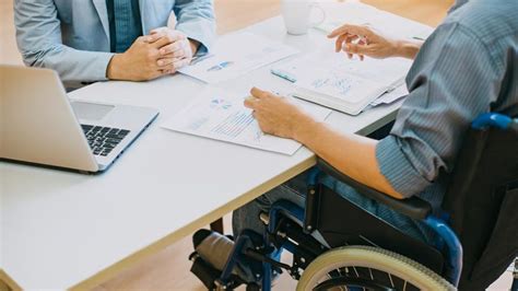 Can you work while on disability in California?