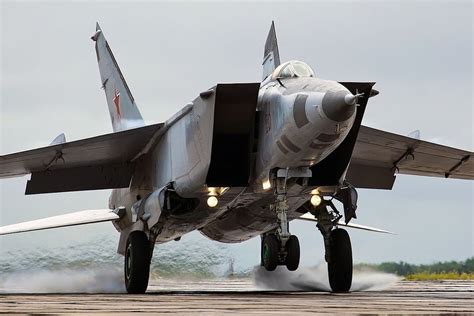 Did F-15 copy MiG-25?
