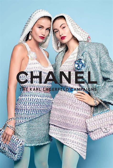 Did Karl Lagerfeld design Chanel bags?