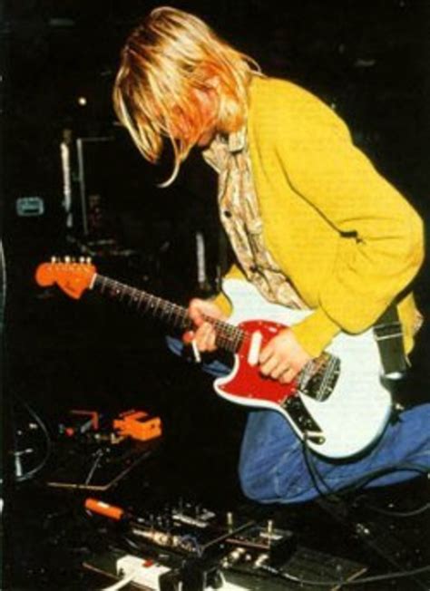 Did Kurt Cobain use pedals?