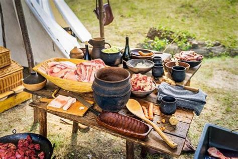 Did Vikings eat 3 meals a day?