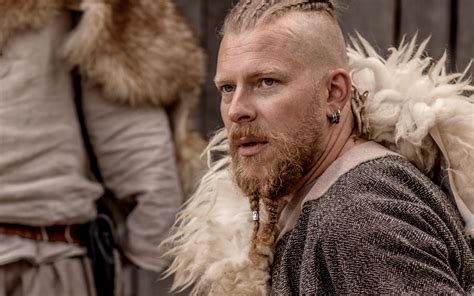 Did Vikings ever shave?