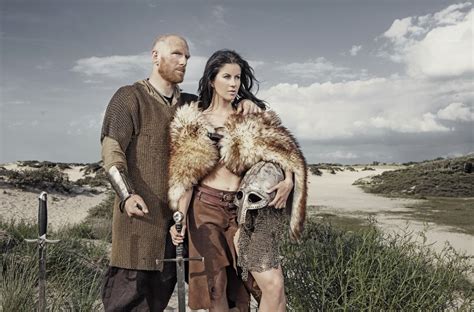 Did Vikings gift their wives kittens?