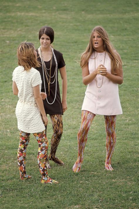 Did hippies wear tights?