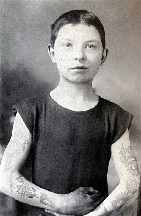 Did tattoos exist in 1920?