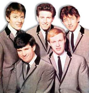 Did the Hollies have a number 1?