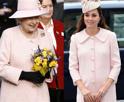 Did the Queen wear pink?