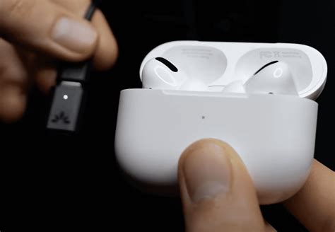 Do AirPods work as a mic on PS5?