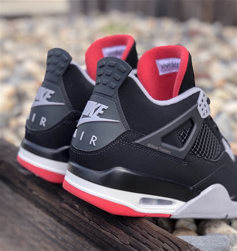 Do Jordan 4s need breaking in?