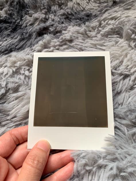 Do Polaroids not work in sunlight?