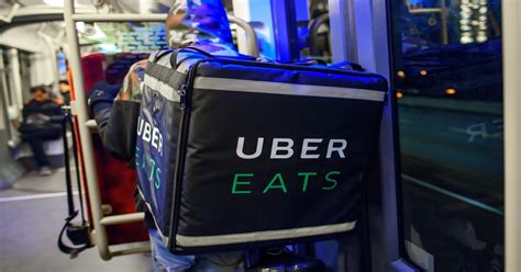 Do Uber drivers see tips before delivery?