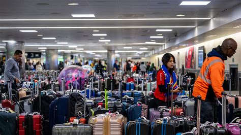 Do airports really sell unclaimed luggage?