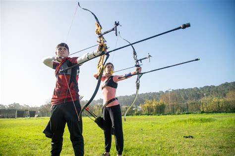 Do archers make money?