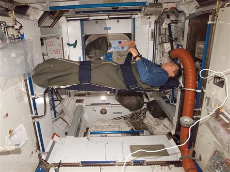 Do astronauts sleep with a fan?