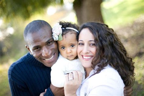 Do babies get mom or dad's hair?