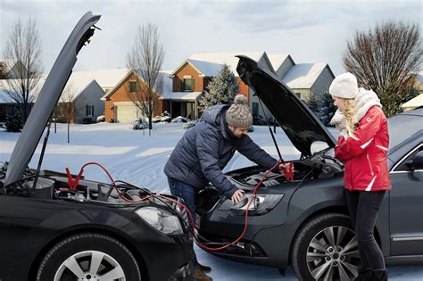 Do batteries get weak in the cold?