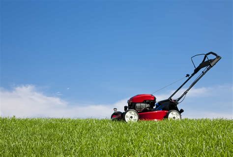 Do battery lawn mowers need servicing?