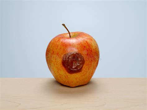 Do bruised apples taste bad?