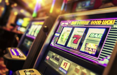 Do casinos let you win at first?
