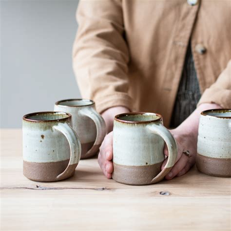 Do ceramic mugs leach chemicals?