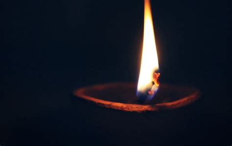 Do cheap candles burn faster?