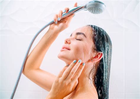 Do cold showers increase hair growth?