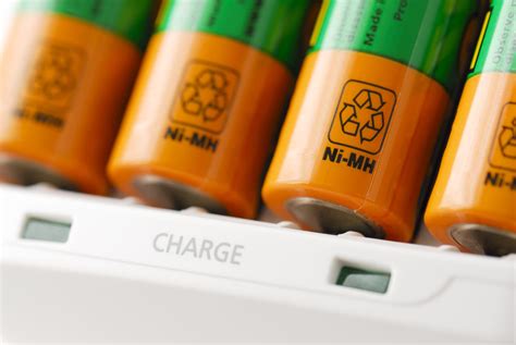 Do hot batteries last longer?