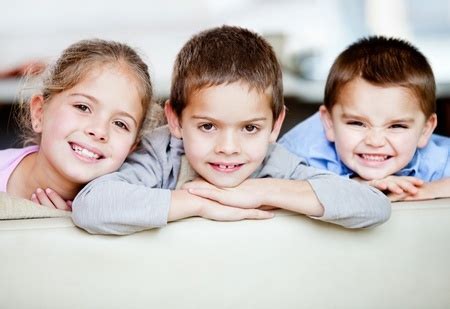 Do kids benefit from more siblings?