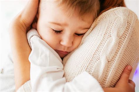 Do kids with autism cuddle?