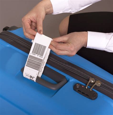 Do luggage tags have RFID?