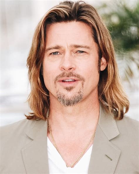 Do men look younger with long hair?