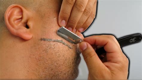 Do men shave their neck?