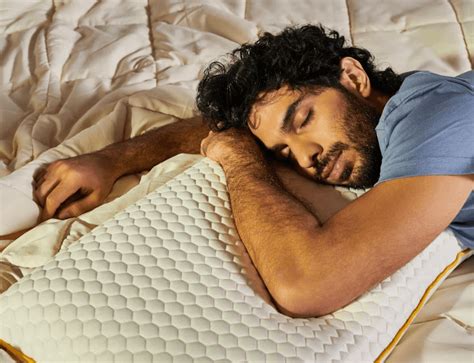 Do men sleep better next to someone they love?