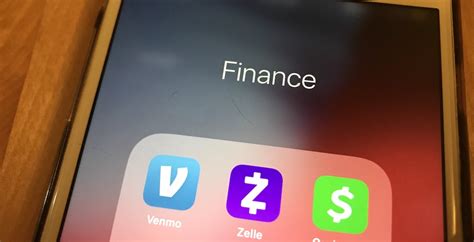 Do more people use Zelle or Venmo?