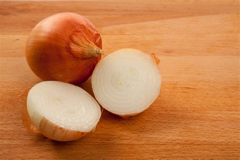 Do onions absorb salt?