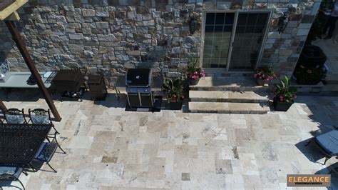 Do paver stones get hot in the sun?